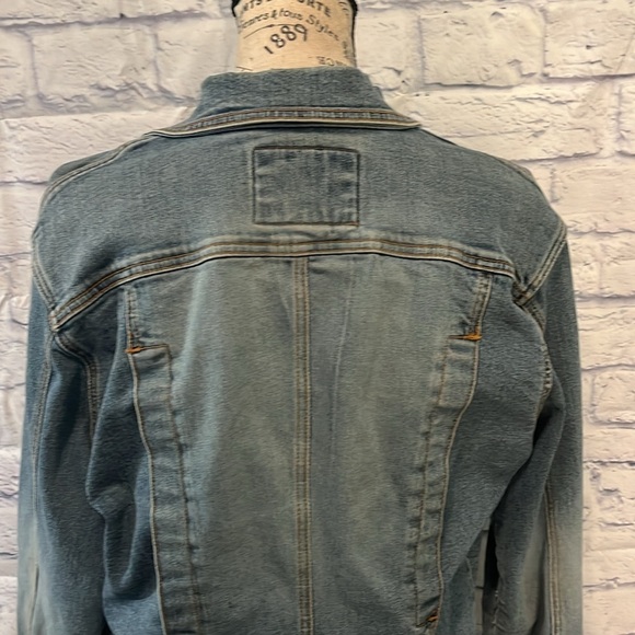 Guess Denim Jacket Size Large Stretch Chest Pockets - Picture 5 of 8